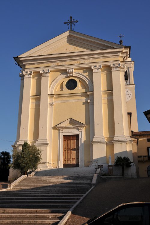 La chiesa di Sandr